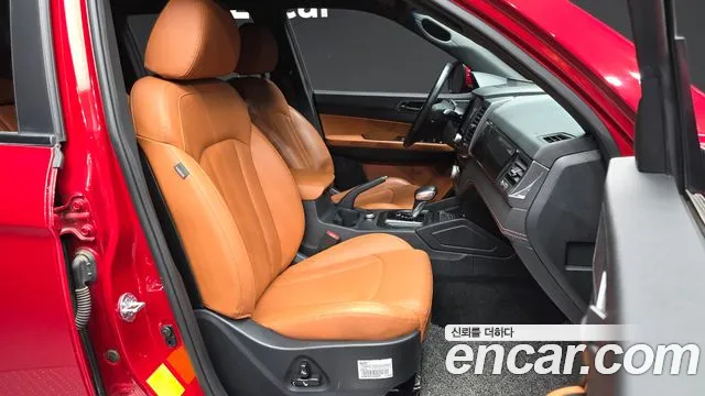 KGM Rexton 2021 thumb 8