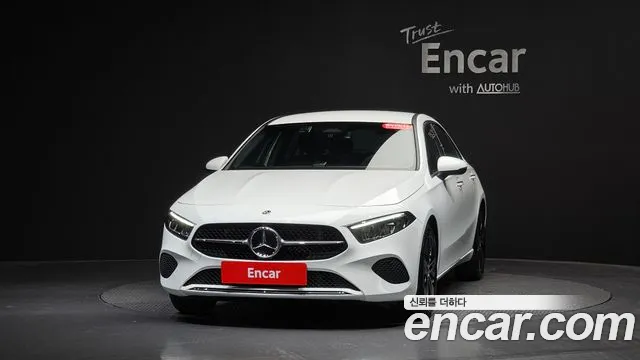 Mercedes-Benz A-Class 2025 thumb 4