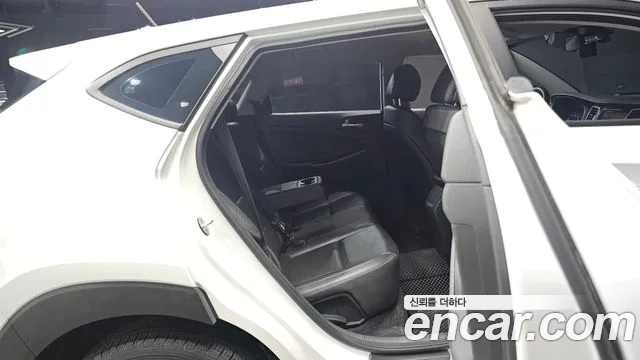 Hyundai Tucson 2015 thumb 11