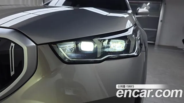 BMW 5 серии 2025 thumb 3