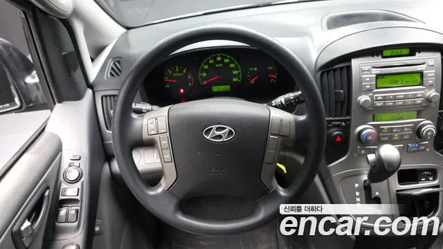 Hyundai Staria 2015 thumb 7