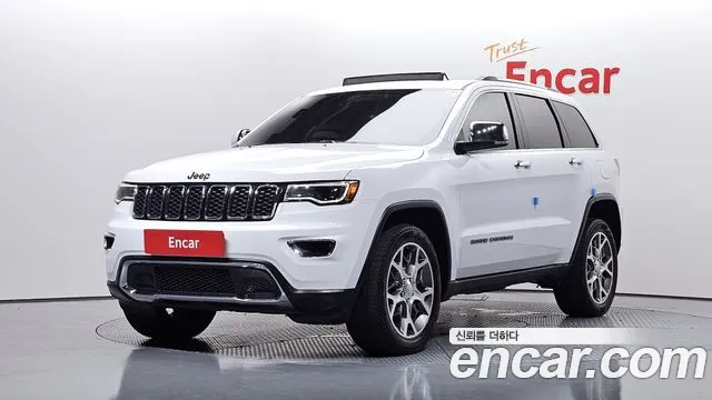 Jeep Grand Cherokee 2021 thumb 2