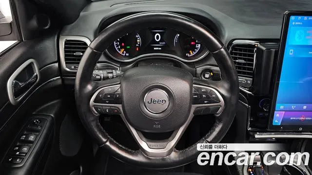 Jeep Grand Cherokee 2021 thumb 4