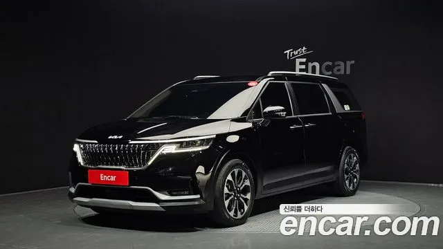 Kia Carnival 2023 thumb 8