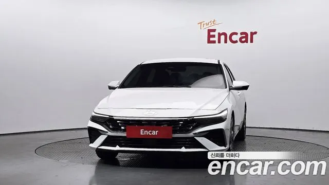 Hyundai Elantra 2023 thumb 6