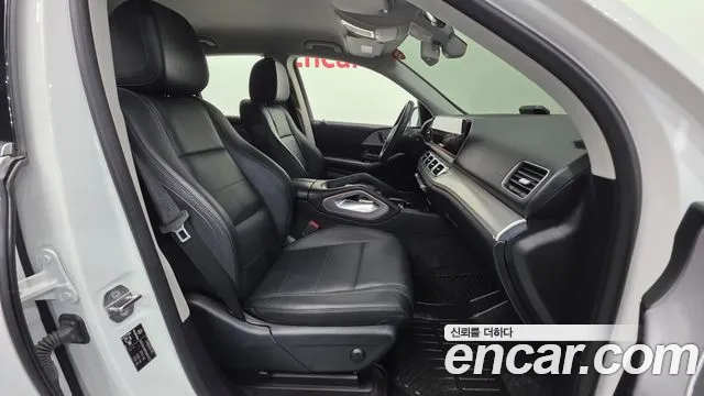 Mercedes-Benz E-Класс 2019 thumb 6