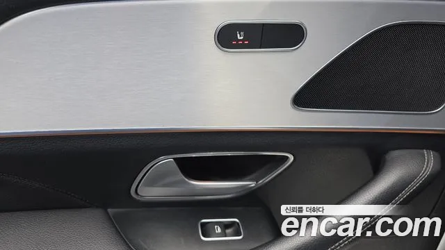 Mercedes-Benz E-Класс 2019 thumb 3