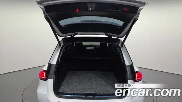 Mercedes-Benz E-Класс 2019 thumb 5