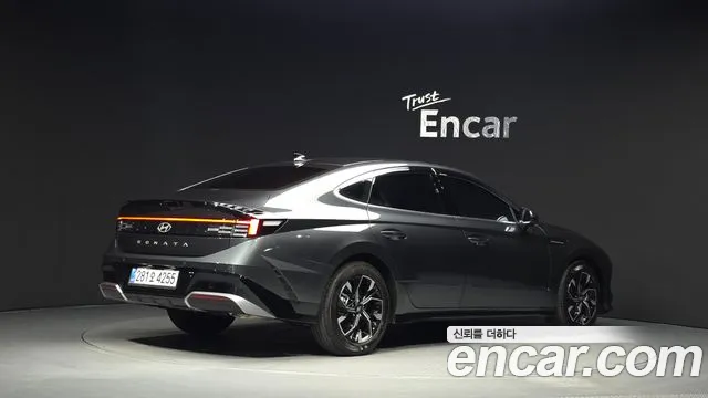 Hyundai Sonata 2025 thumb 3