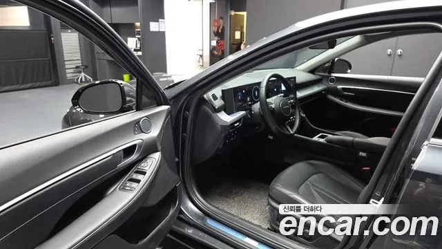 Hyundai Sonata 2025 thumb 5