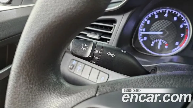Hyundai Elantra 2019 thumb 11