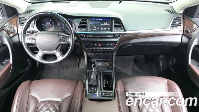 Hyundai Aslan 2016 thumb 3