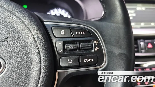 Kia K5 2018 thumb 12