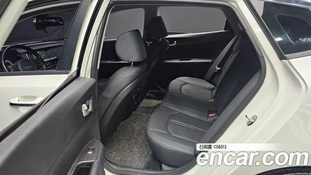 Kia K5 2018 thumb 3