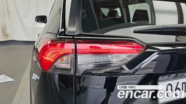 Toyota RAV4 2019 thumb 8