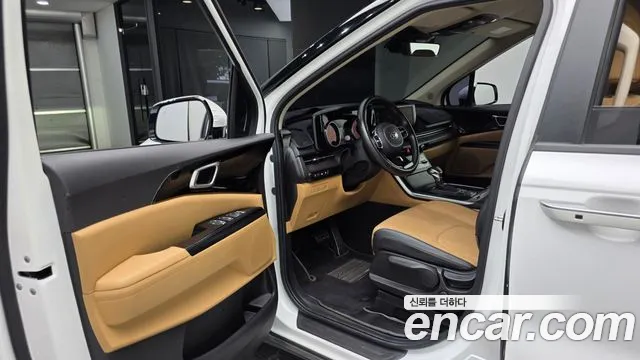 Kia Carnival 2021 thumb 12
