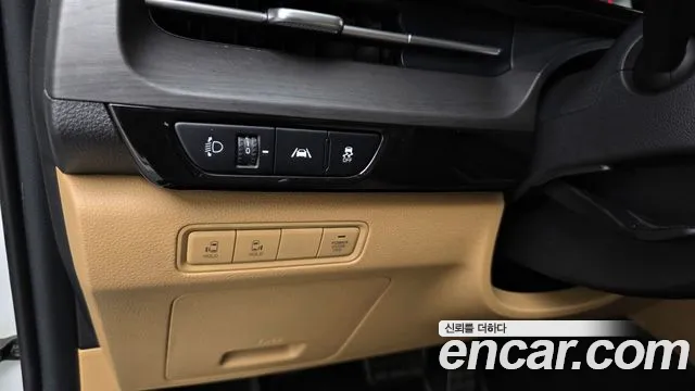 Kia Carnival 2021 thumb 10