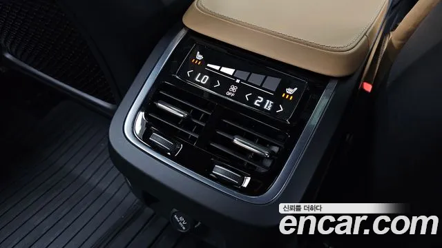 Volvo S90 2017 thumb 6