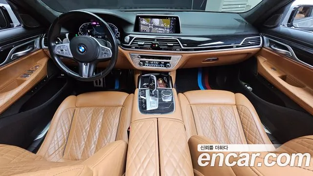BMW 7 серии 2021 thumb 8