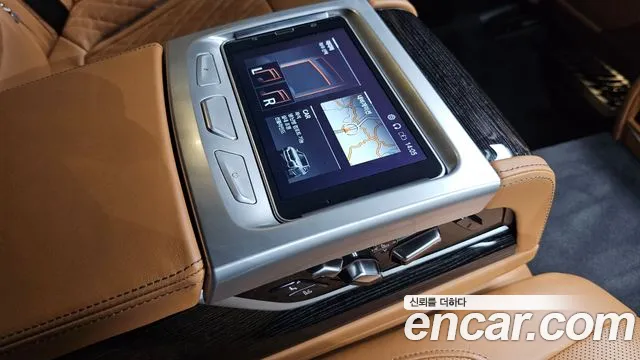 BMW 7 серии 2021 thumb 11