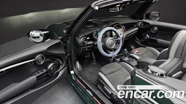 Mini Cooper Convertible 2024 thumb 9