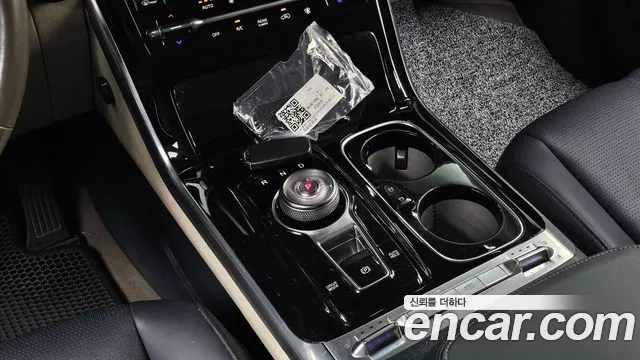 Kia Carnival 2021 thumb 9