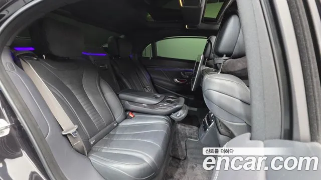 Mercedes-Benz S-Class 2017 thumb 12