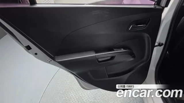 Chevrolet Aveo 2016 thumb 8
