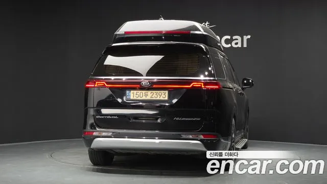 Kia Carnival 2021 thumb 10