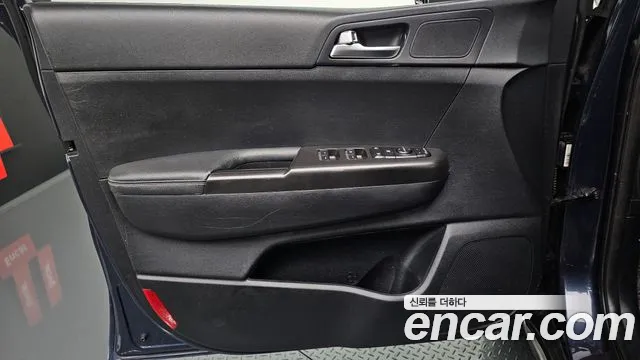 Kia Sportage 2015 thumb 9