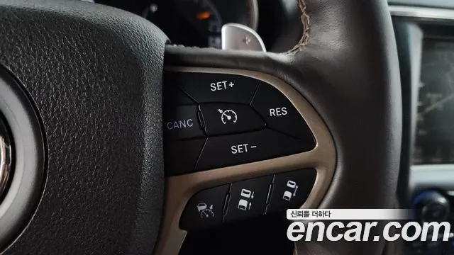 Jeep Grand Cherokee 2014 thumb 3