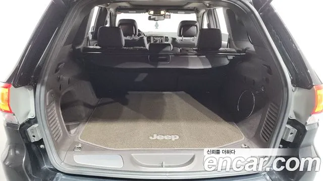 Jeep Grand Cherokee 2014 thumb 10