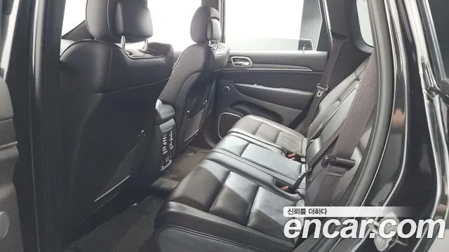 Jeep Grand Cherokee 2014 thumb 9