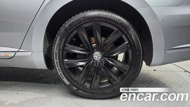 Volkswagen Arteon 2019 thumb 2