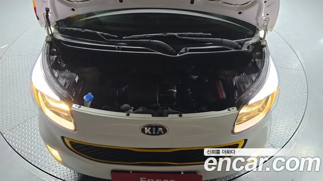 Kia Ray 2015 thumb 11