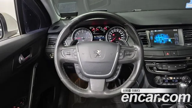 Peugeot 508 2015 thumb 6