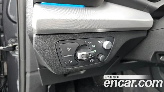 Audi Q5 2020 thumb 10