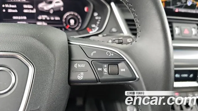 Audi Q5 2020 thumb 11