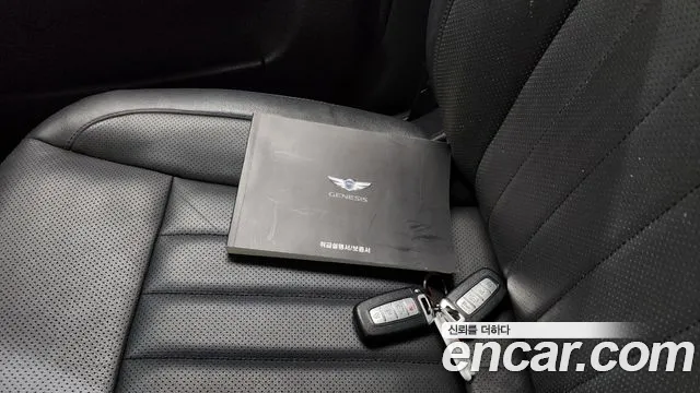 Hyundai Genesis 2010 thumb 10