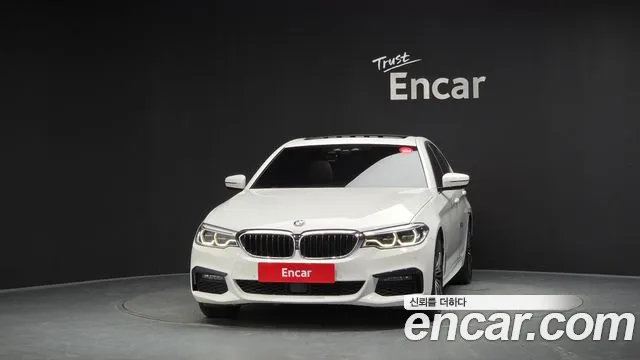 BMW 5 серии 2019 thumb 3