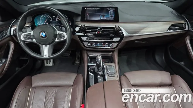 BMW 5 серии 2019 thumb 11