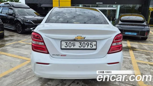 Chevrolet Aveo 2017 thumb 11