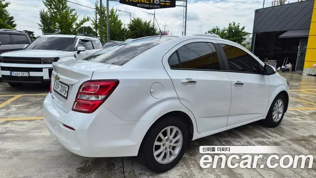 Chevrolet Aveo 2017 thumb 12