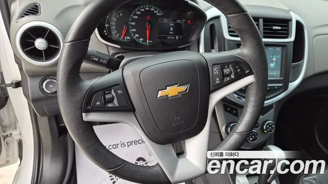 Chevrolet Aveo 2017 thumb 6