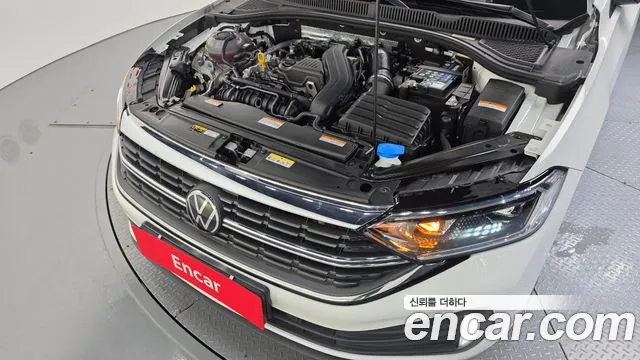 Volkswagen Jetta 2022 thumb 12