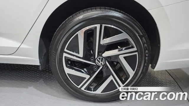 Volkswagen Jetta 2022 thumb 10