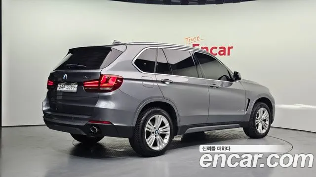 BMW X5 2015 thumb 11