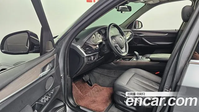 BMW X5 2015 thumb 9