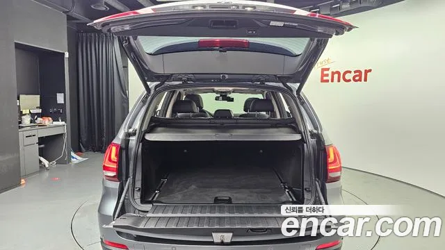 BMW X5 2015 thumb 12