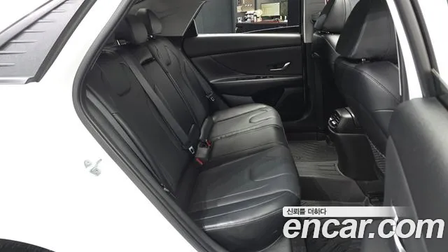 Hyundai Elantra 2021 thumb 6